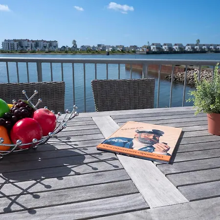 Feriehus Maisonette Ostseeflair By Seeblick Ferien Oro, Erste Wasserreihe, E-saeule Olpenæs